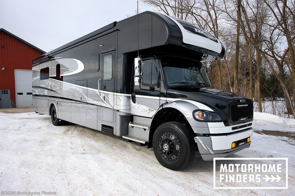 Used 2021 Dynamax Corp DX3 37RB available in Maple Lake, Minnesota