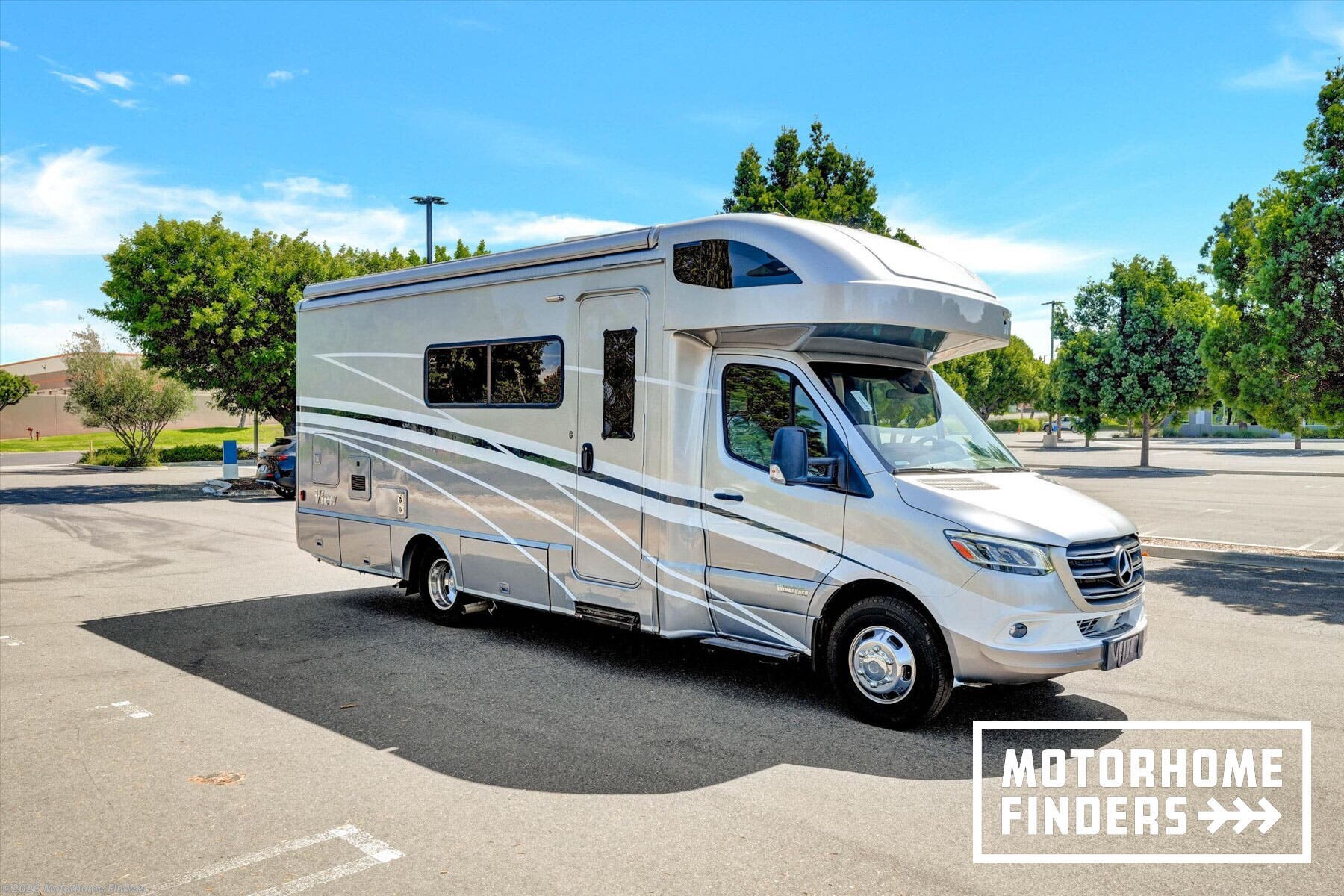 Used 2021 Winnebago View 24D available in Tustin, California