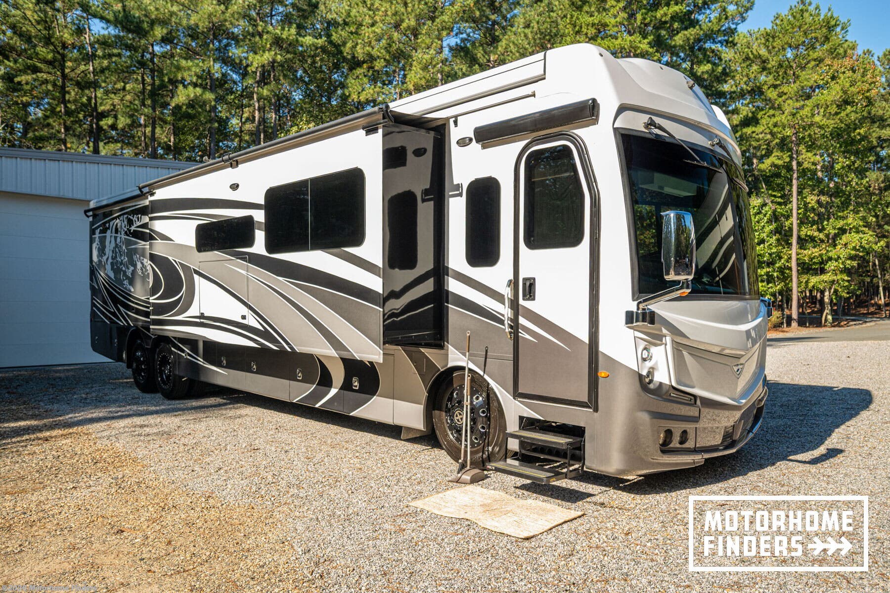 Used 2023 Fleetwood Discovery LXE 44B available in Lincolnton, North Carolina