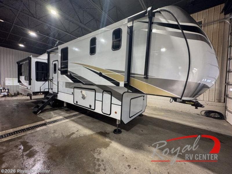 Used 2022 Alliance RV Paradigm 370FB available in Middlebury, Indiana