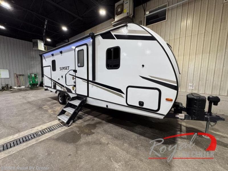 Used 2022 CrossRoads Sunset Trail SS222RB available in Middlebury, Indiana