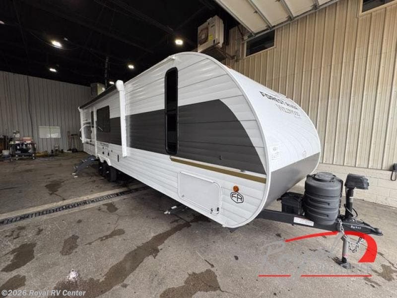 Used 2025  Forest River Wildwood X-Lite 26ICE by Forest River from Royal RV Center in Middlebury, IN