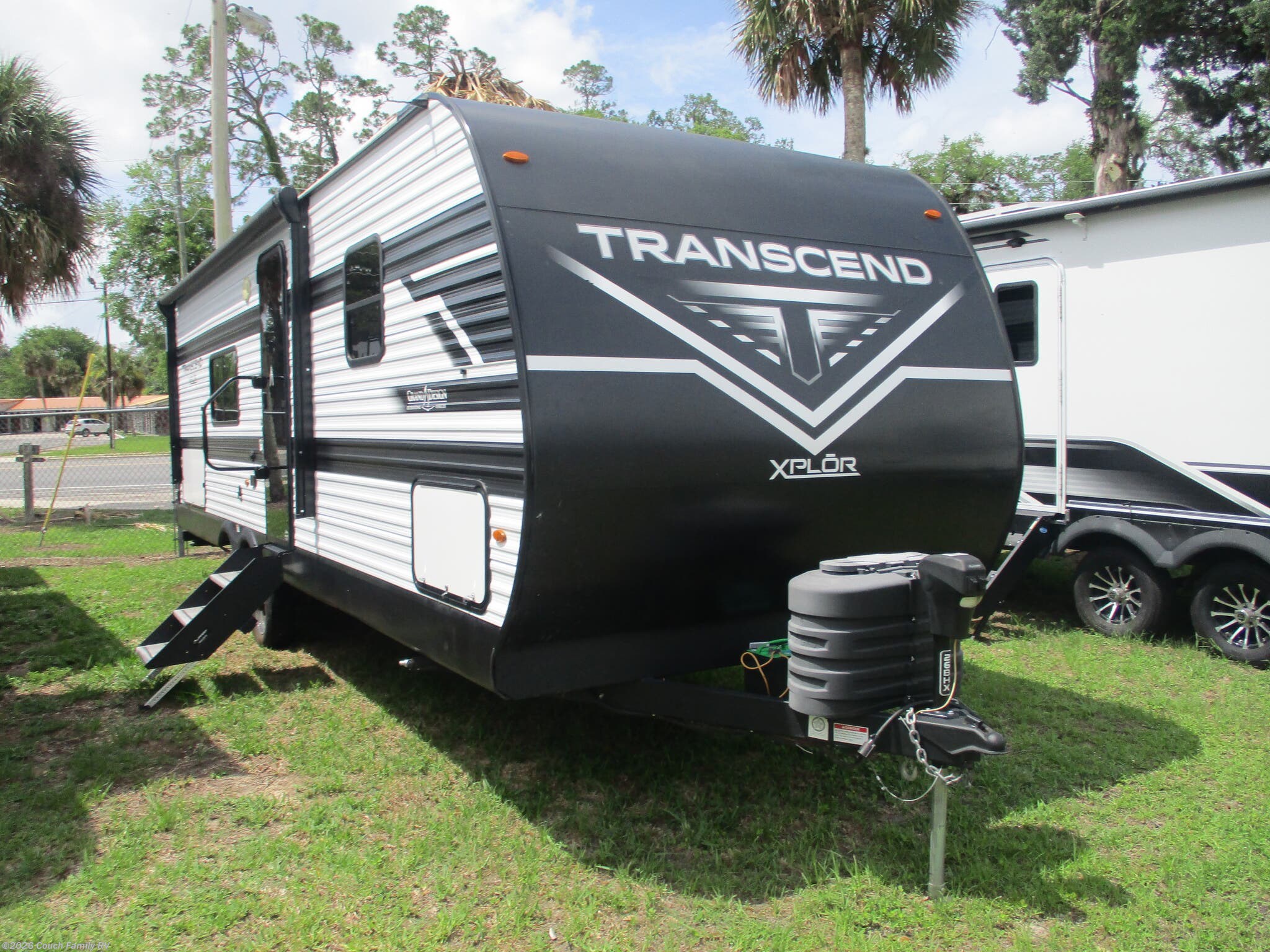 Used 2024 Grand Design Transcend Xplor 26BHX available in Cross City, Florida