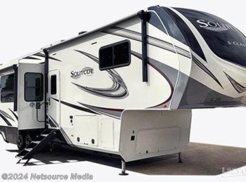 New 2023 Grand Design Solitude 391DL R available in Burns Harbor, Indiana