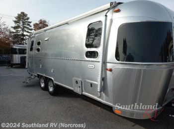 New 2024 Airstream Globetrotter 25FB Twin available in Norcross, Georgia