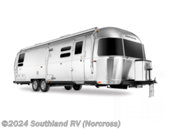 Used 2023 Airstream Flying Cloud 30RB Queen available in Norcross, Georgia