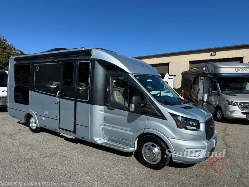 New 2025 Leisure Travel Wonder 24RL available in Norcross, Georgia