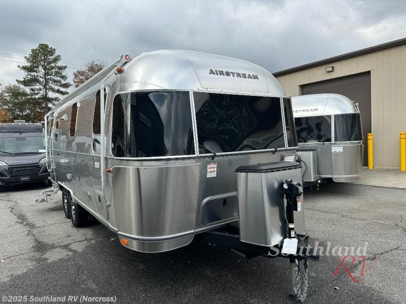 New 2026 Airstream Trade Wind 25FB Twin available in Norcross, Georgia