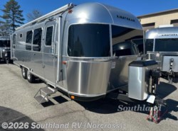 New 2026 Airstream Classic 28RB Twin available in Norcross, Georgia
