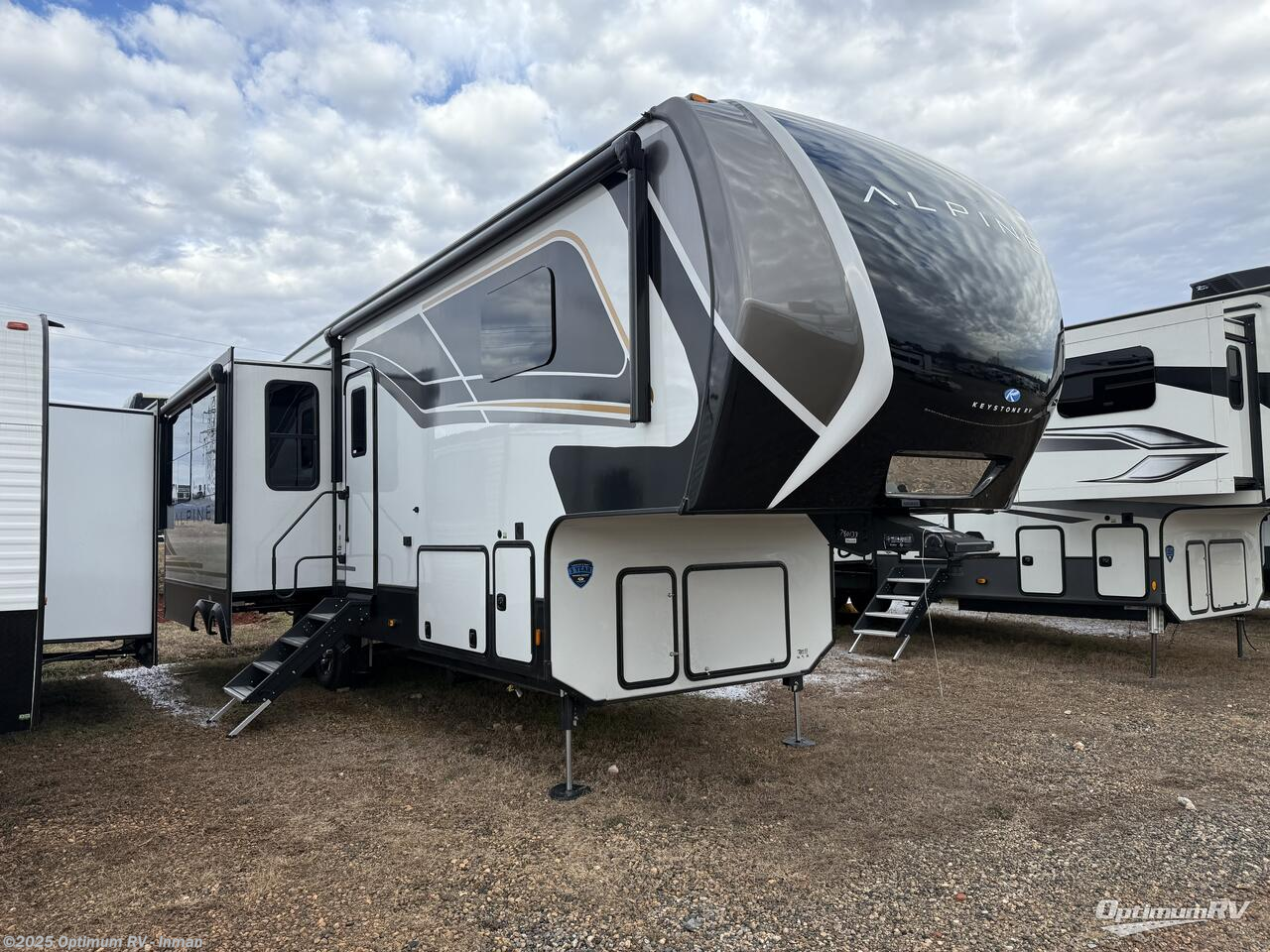 New 2025 Keystone Alpine 3011CK available in Inman, South Carolina