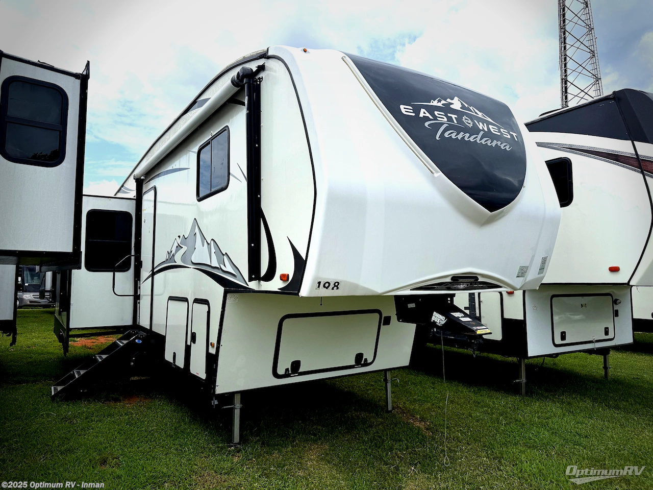 Used 2022 East to West Tandara 285RL available in Inman, South Carolina