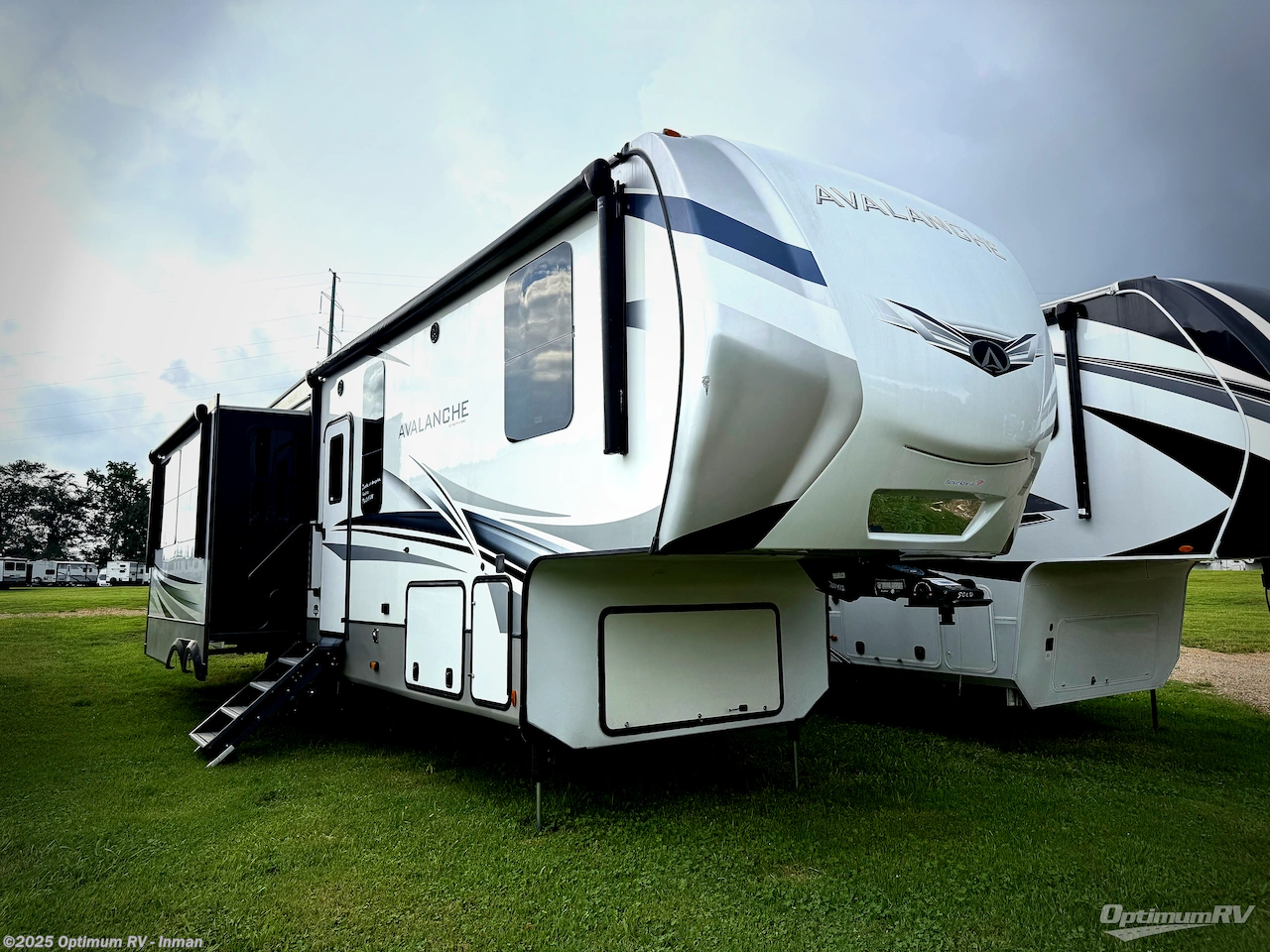 Used 2022 Keystone Avalanche 322RL available in Inman, South Carolina