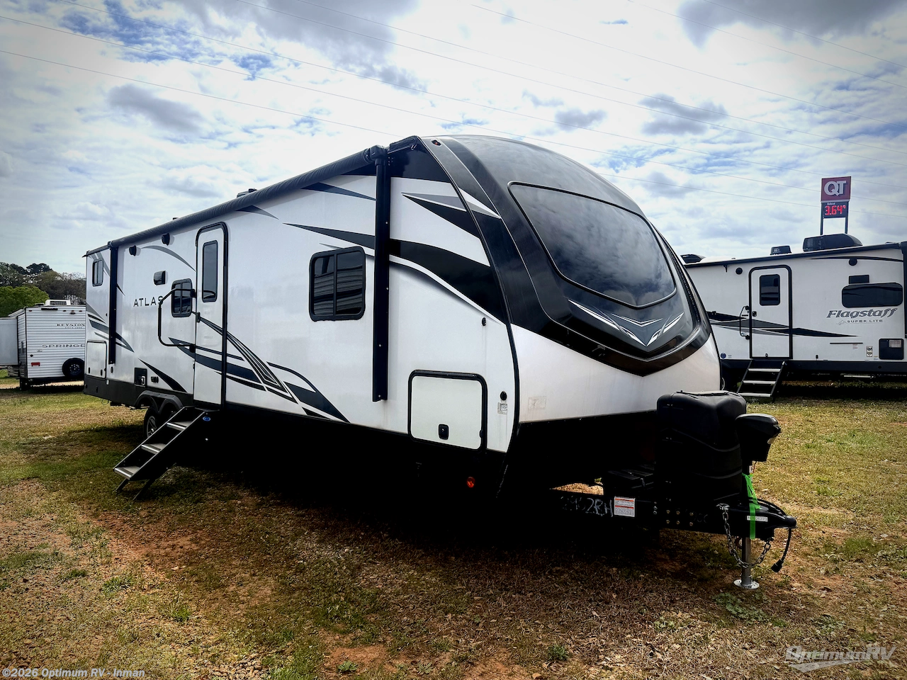 Used 2022 Dutchmen Atlas 2902BH available in Inman, South Carolina