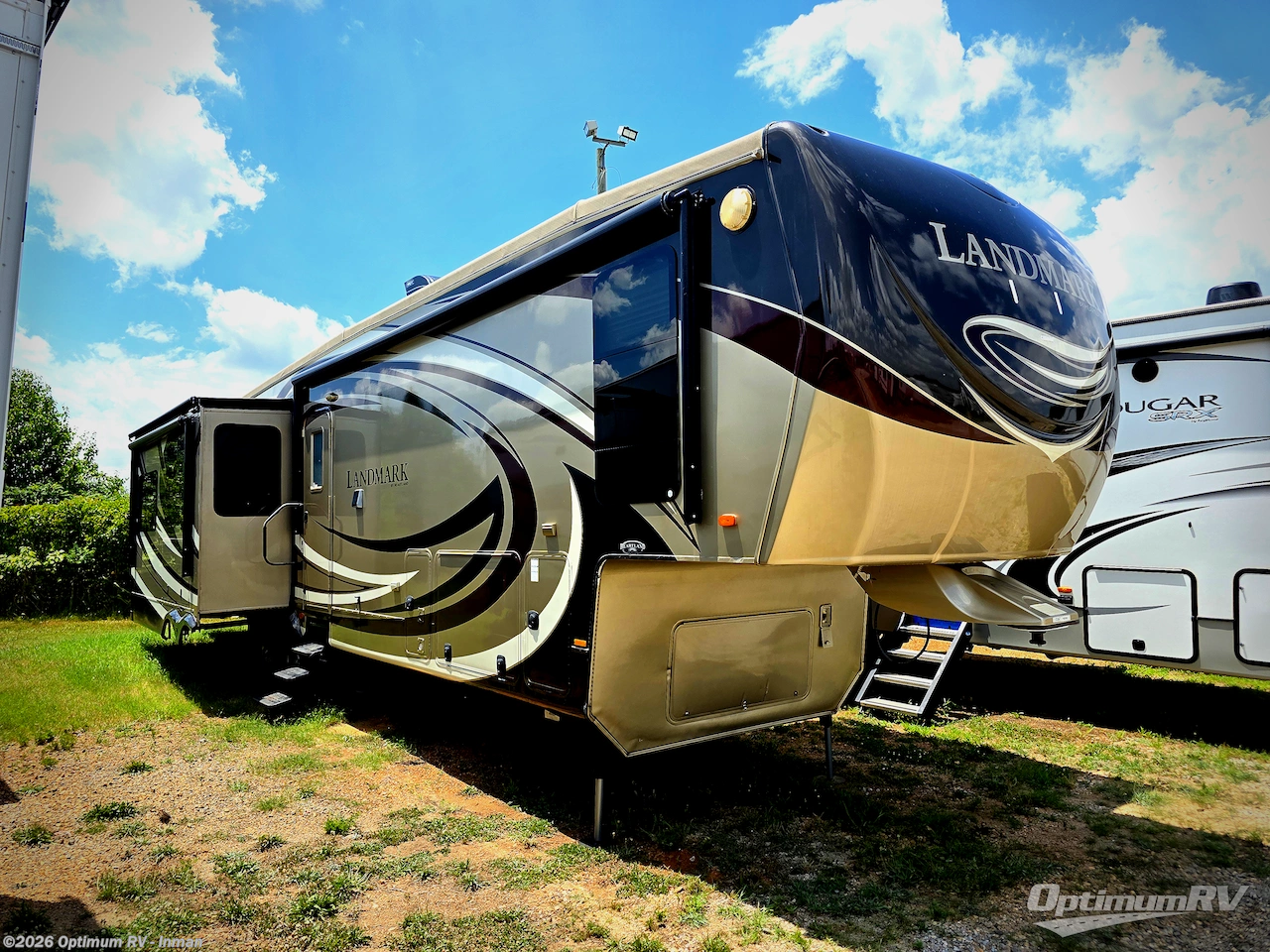 Used 2013 Heartland Landmark SAN ANTONIO available in Inman, South Carolina