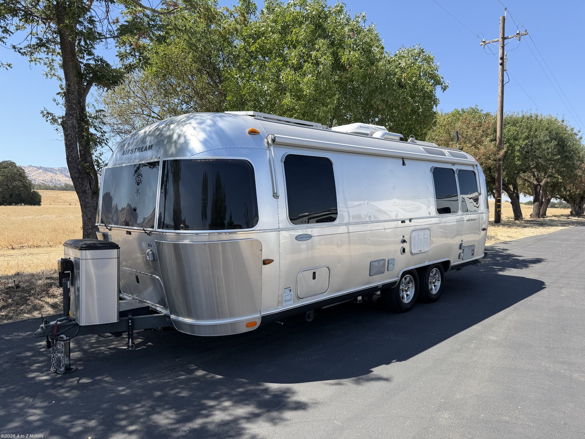 Used 2014 Airstream Flying Cloud 25FB available in Winters, California