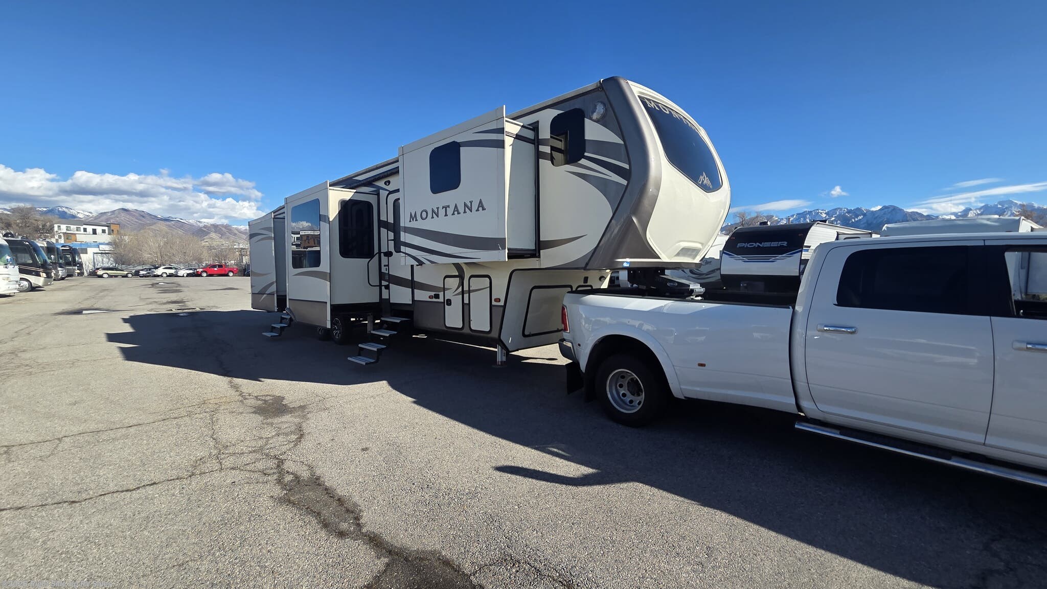 Used 2016 Keystone Montana 3820FK available in Salt Lake City, Utah