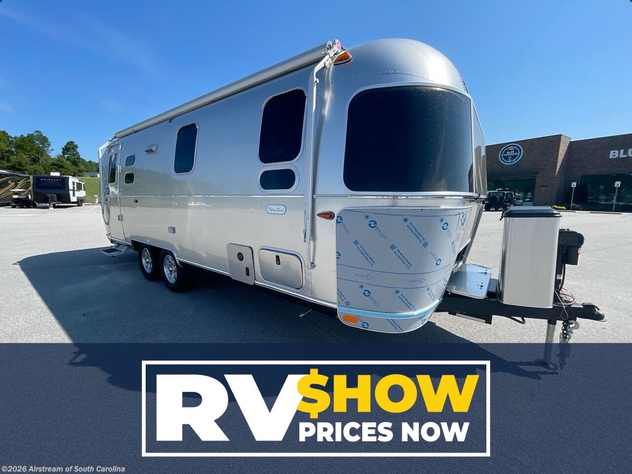 New 2026 Airstream Flying Cloud 25FB Twin available in Lexington, South Carolina