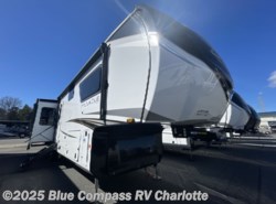 New 2025 Jayco Pinnacle 38KPTS available in Concord, North Carolina