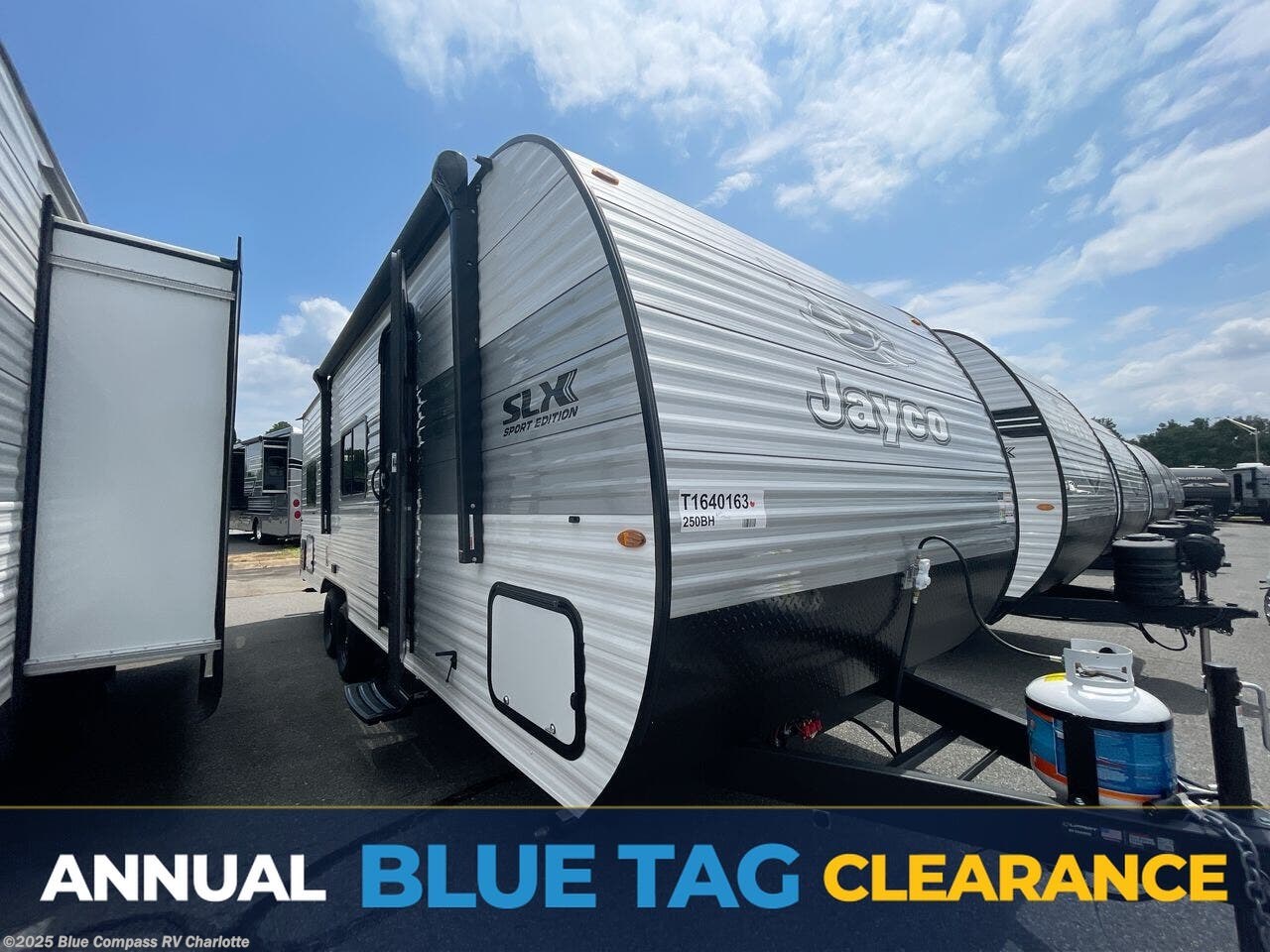 New 2026 Jayco Jay Flight SLX 250BH Sport's Edition available in Concord, North Carolina