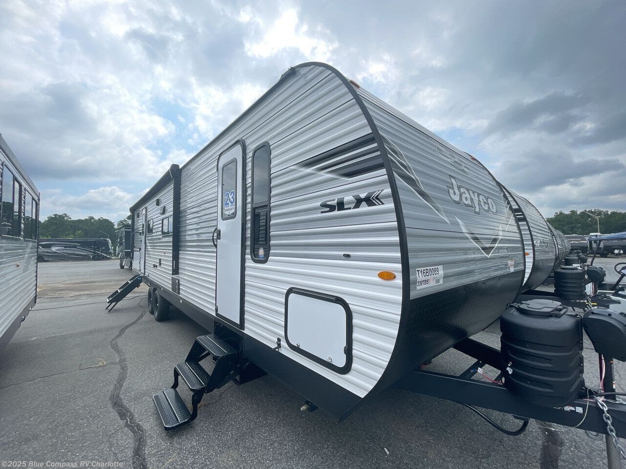 New 2026 Jayco Jay Flight SLX 330TBS available in Concord, North Carolina