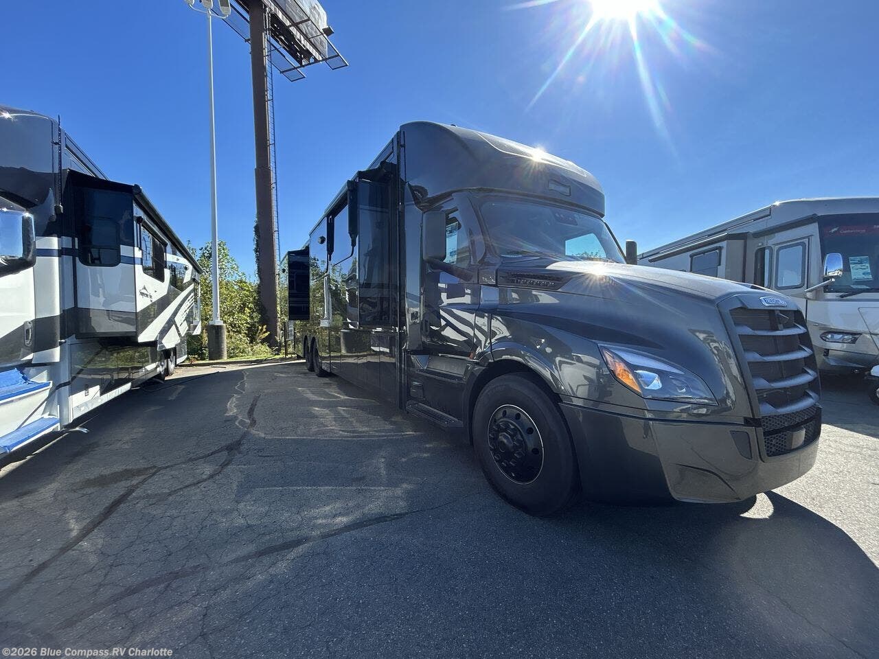 New 2026 Newmar Summit Aire 4505 available in Concord, North Carolina