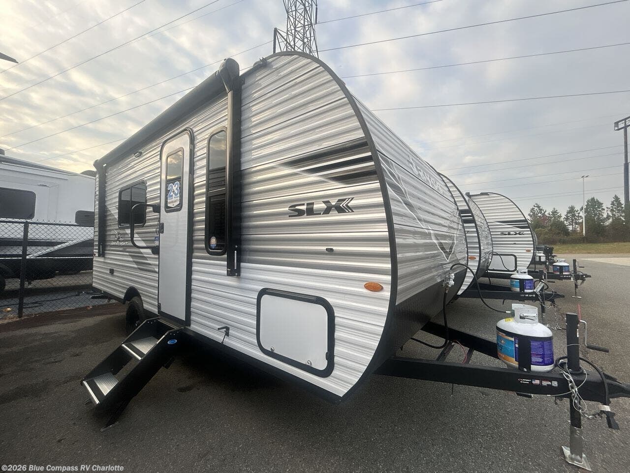 New 2026 Jayco Jay Flight SLX 175FQ available in Concord, North Carolina