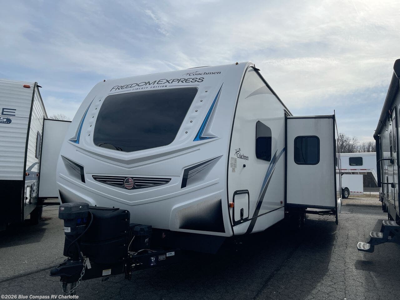 Used 2021 Coachmen Freedom Express Liberty Edition 320BHDSLE available in Concord, North Carolina