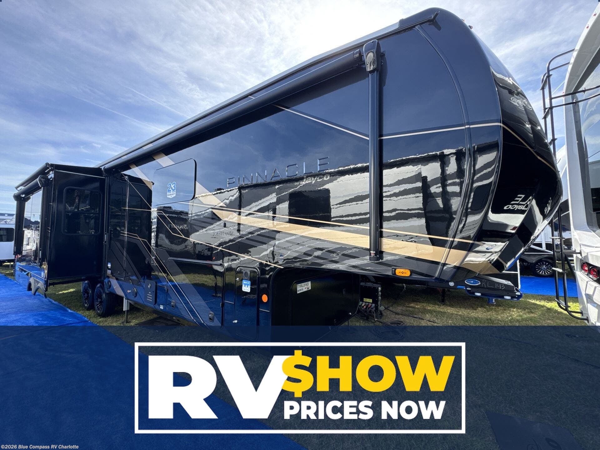 New 2026 Jayco Pinnacle 36FBTS available in Concord, North Carolina