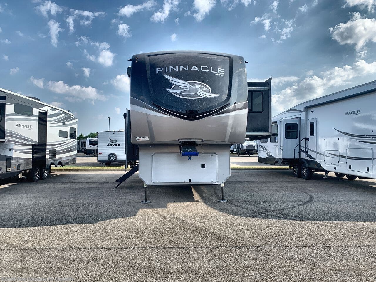 New 2026 Jayco Pinnacle 32RLTS available in Concord, North Carolina