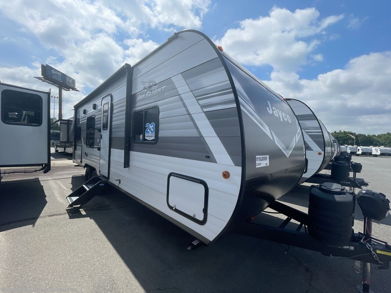 New 2027 Jayco Jay Flight SLX 260BH available in Concord, North Carolina