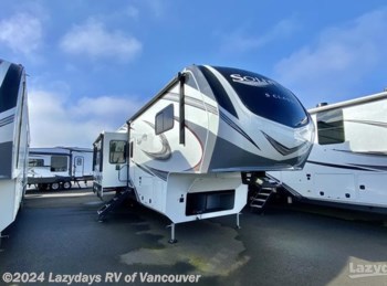 New 2022 Grand Design Solitude S-Class 3950BH available in Woodland, Washington