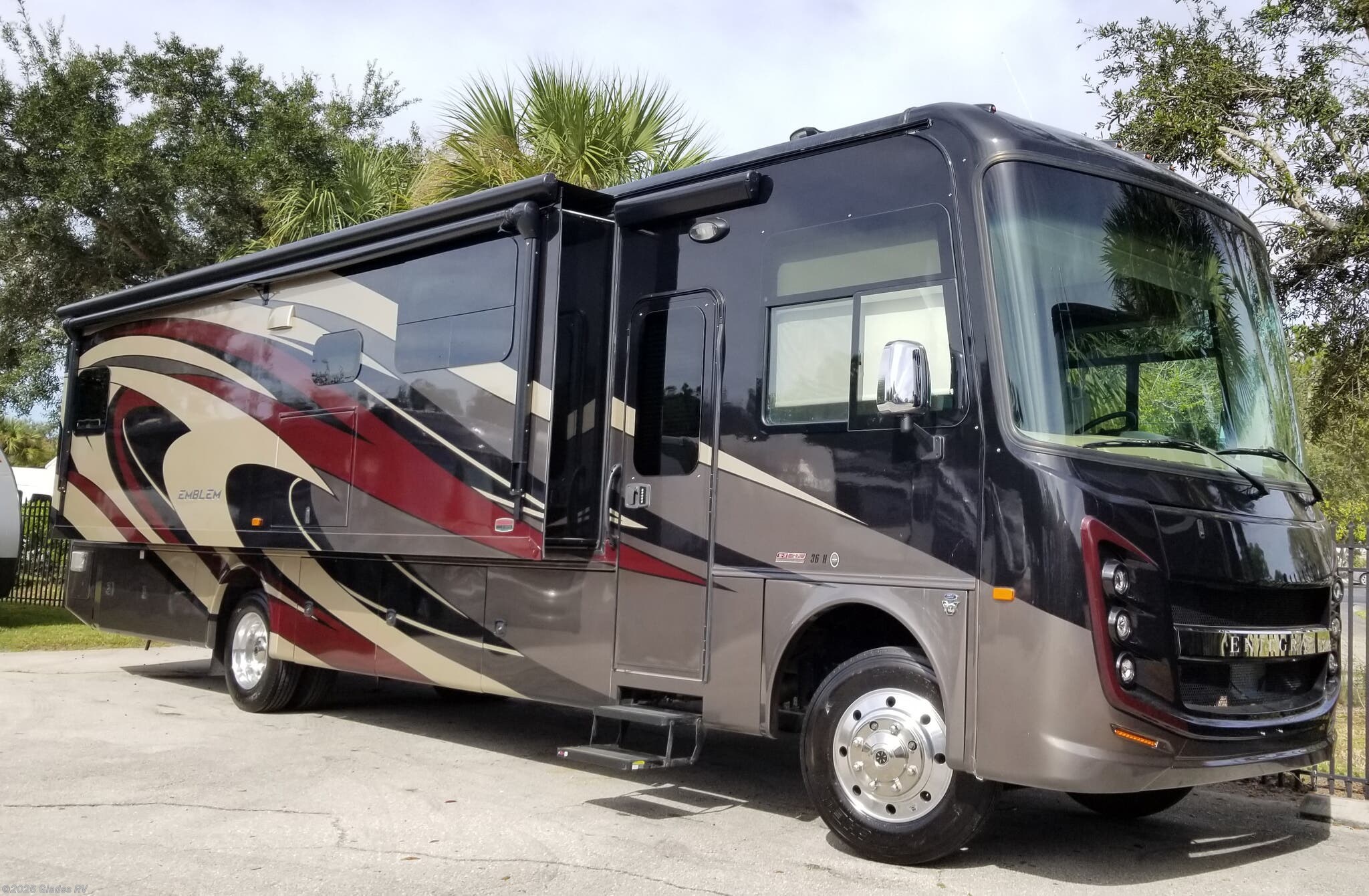 Used 2019  Entegra Coach Emblem 36H by Entegra Coach from Glades RV in Fort Myers, FL