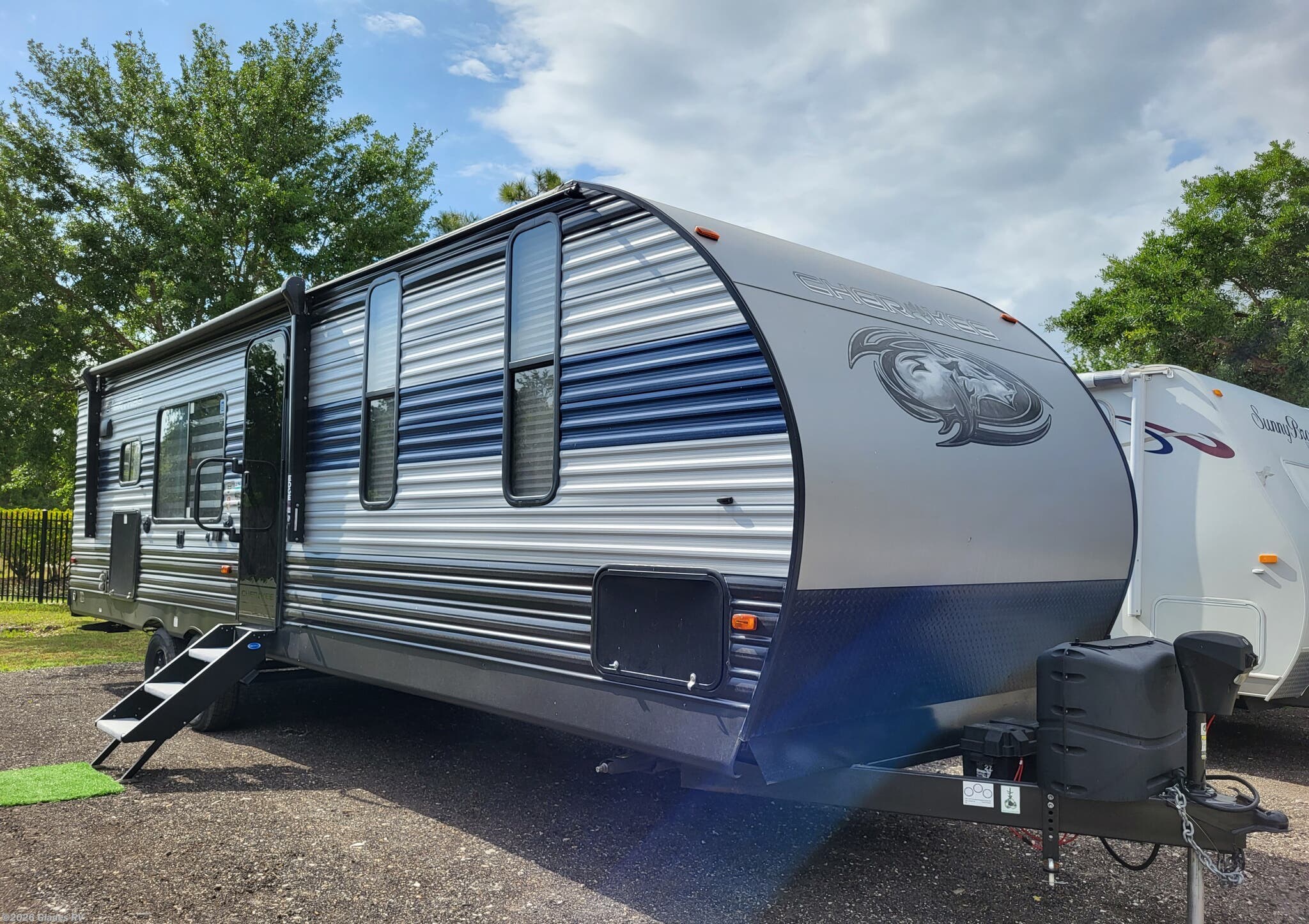 Used 2021  Forest River Cherokee 274RK by Forest River from Glades RV in Fort Myers, FL