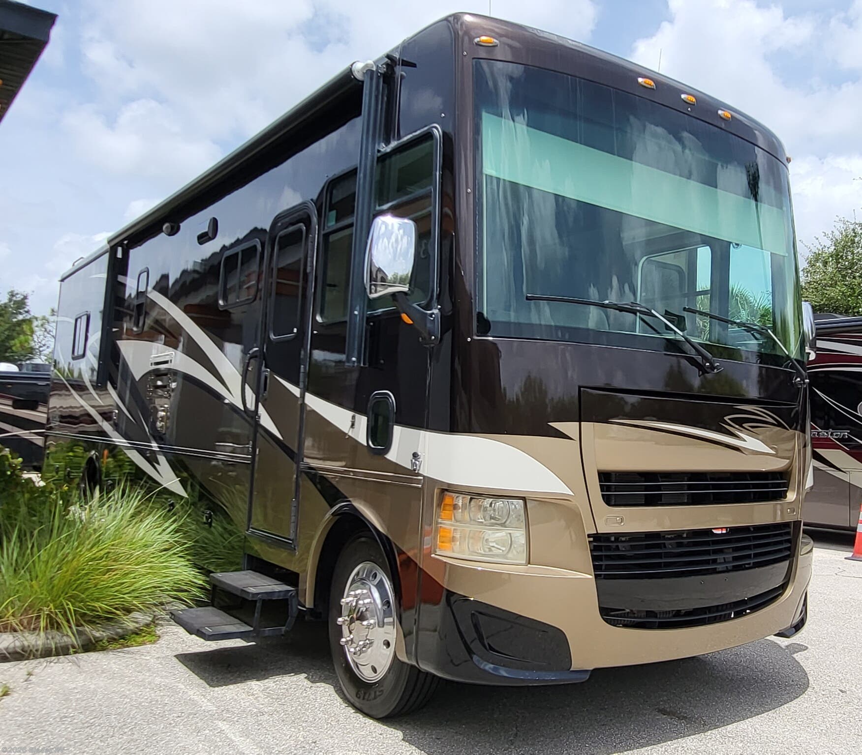 Used 2013  Tiffin Open Road Allegro 36LA by Tiffin from Glades RV in Fort Myers, FL
