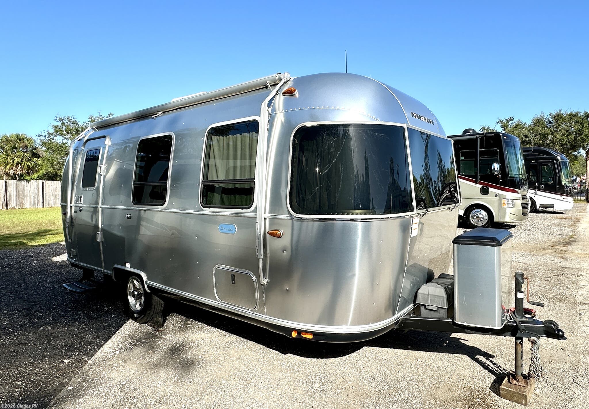 Used 2020  Airstream Bambi 22FB by Airstream from Glades RV in Fort Myers, FL