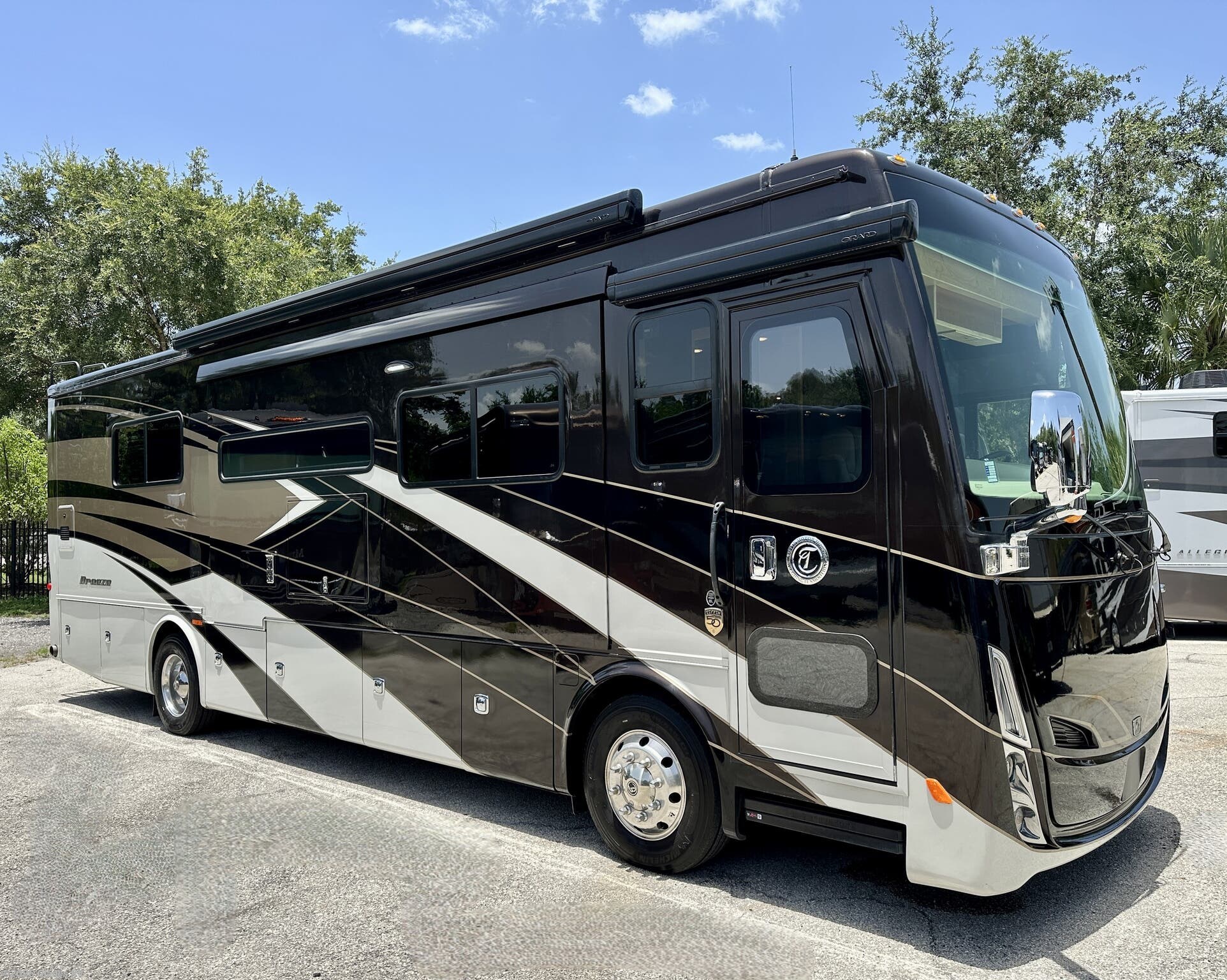 Used 2022 Tiffin Allegro Breeze 33 BR available in Fort Myers, Florida