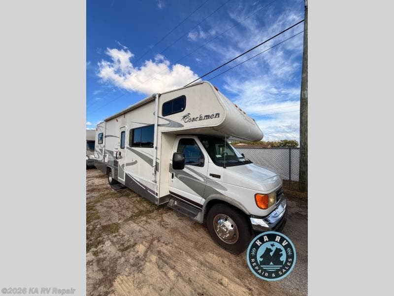 Used 2004 Coachmen Santara 309KS available in Debary, Florida