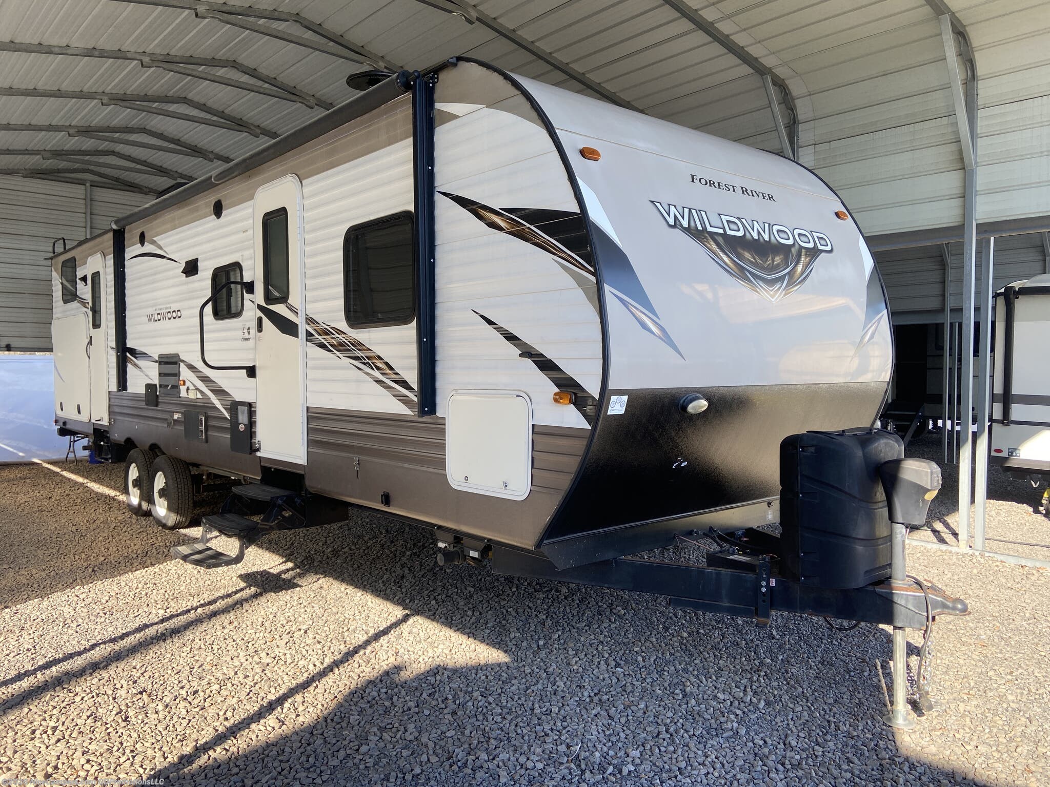 Used 2017 Forest River Wildwood 32BHDS available in Russellville, Arkansas