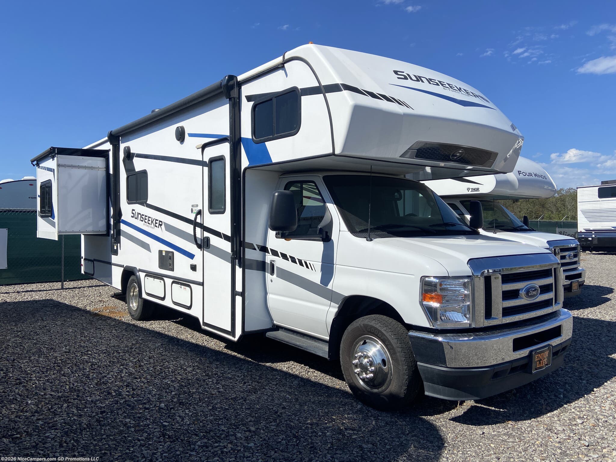 Used 2025 Forest River Sunseeker LE 2550DSLE available in Russellville, Arkansas