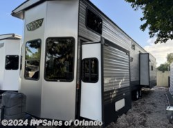Used 2020 Forest River Salem Grand Villa 42DL available in Longwood, Florida