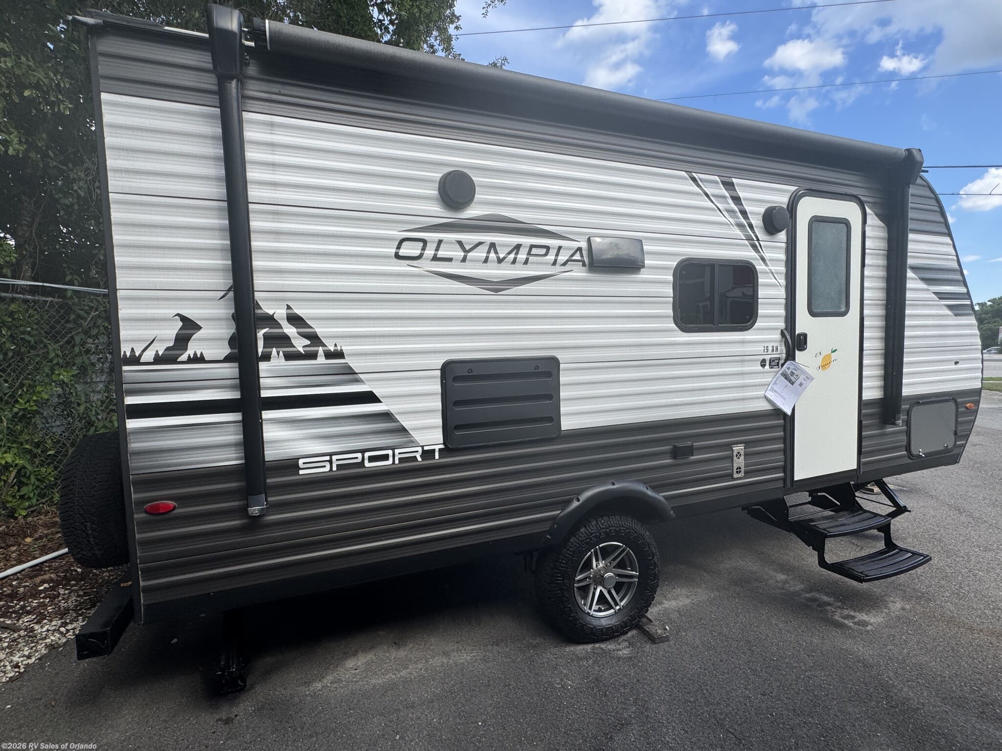 Used 2022 Highland Ridge Olympia 19BH available in Longwood, Florida