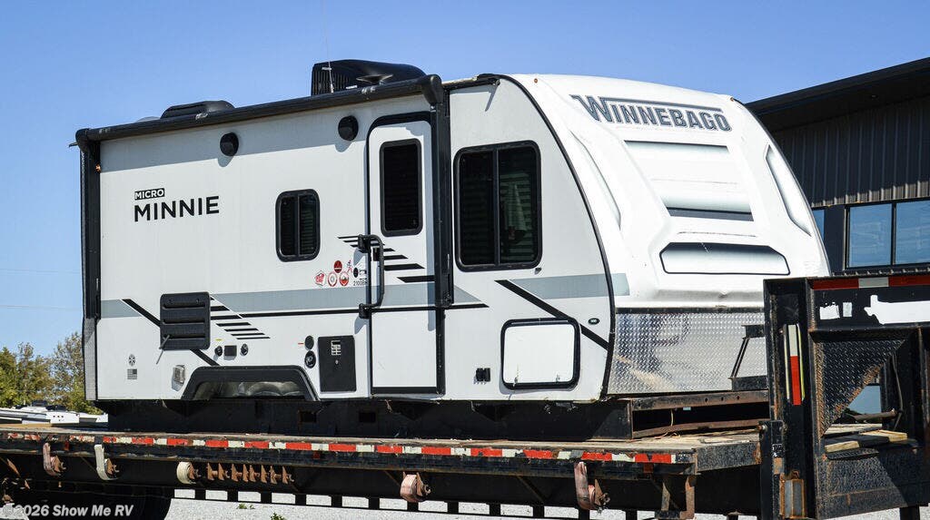 Used 2022  Winnebago Micro Minnie 2100BH by Winnebago from Show Me RV in Clinton, MO