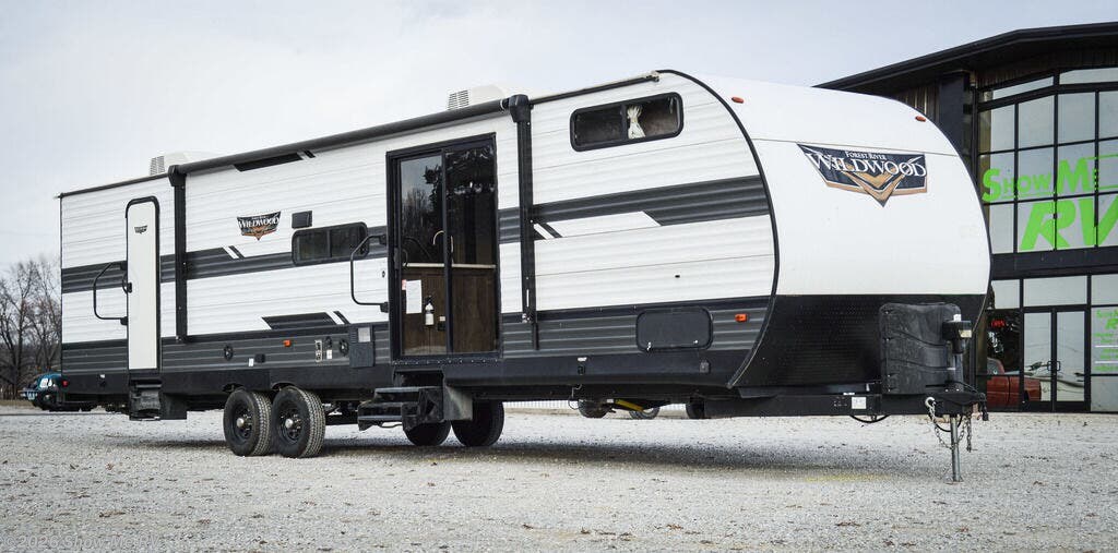 Used 2021  Forest River Wildwood Midwest 36VBDS by Forest River from Show Me RV in Clinton, MO