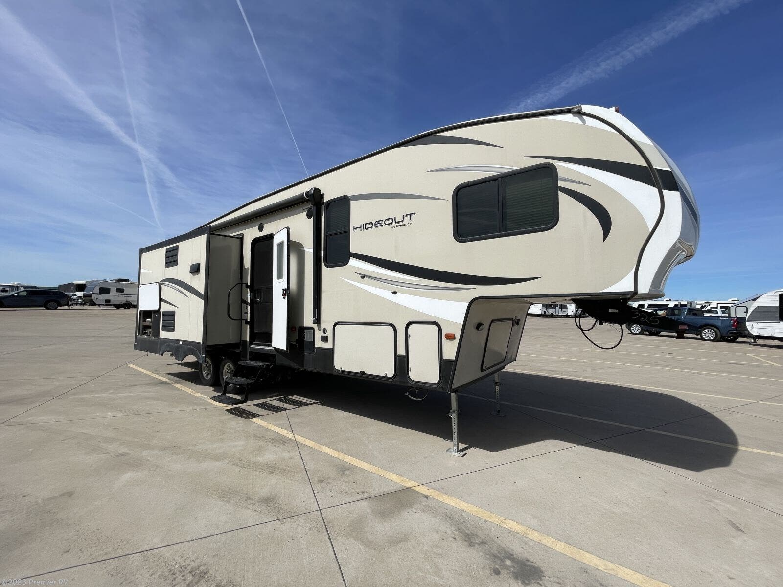 Used 2019 Keystone Hideout 299RLDS available in Blue Grass, Iowa