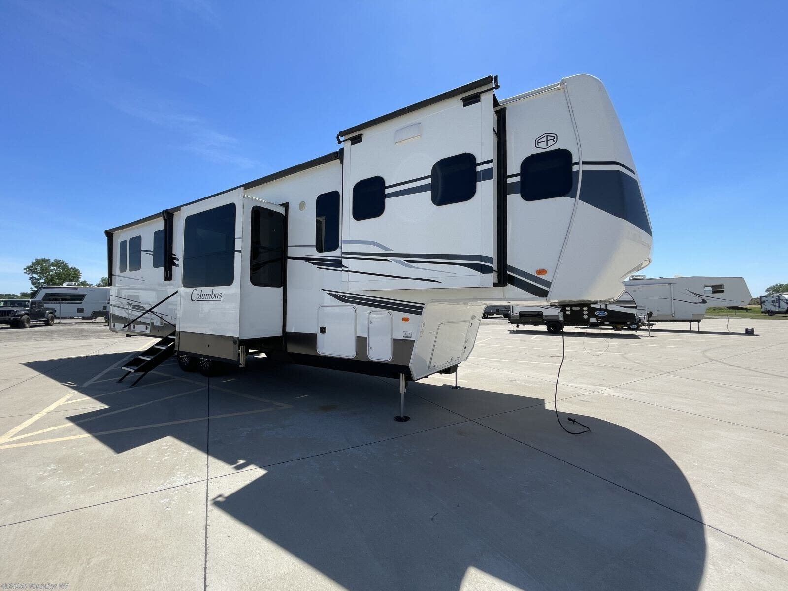 Used 2025 Palomino Columbus 388FKH available in Blue Grass, Iowa