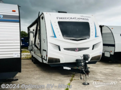 Used 2020 Coachmen Freedom Express Ultra Lite 279RLDS available in Mims, Florida