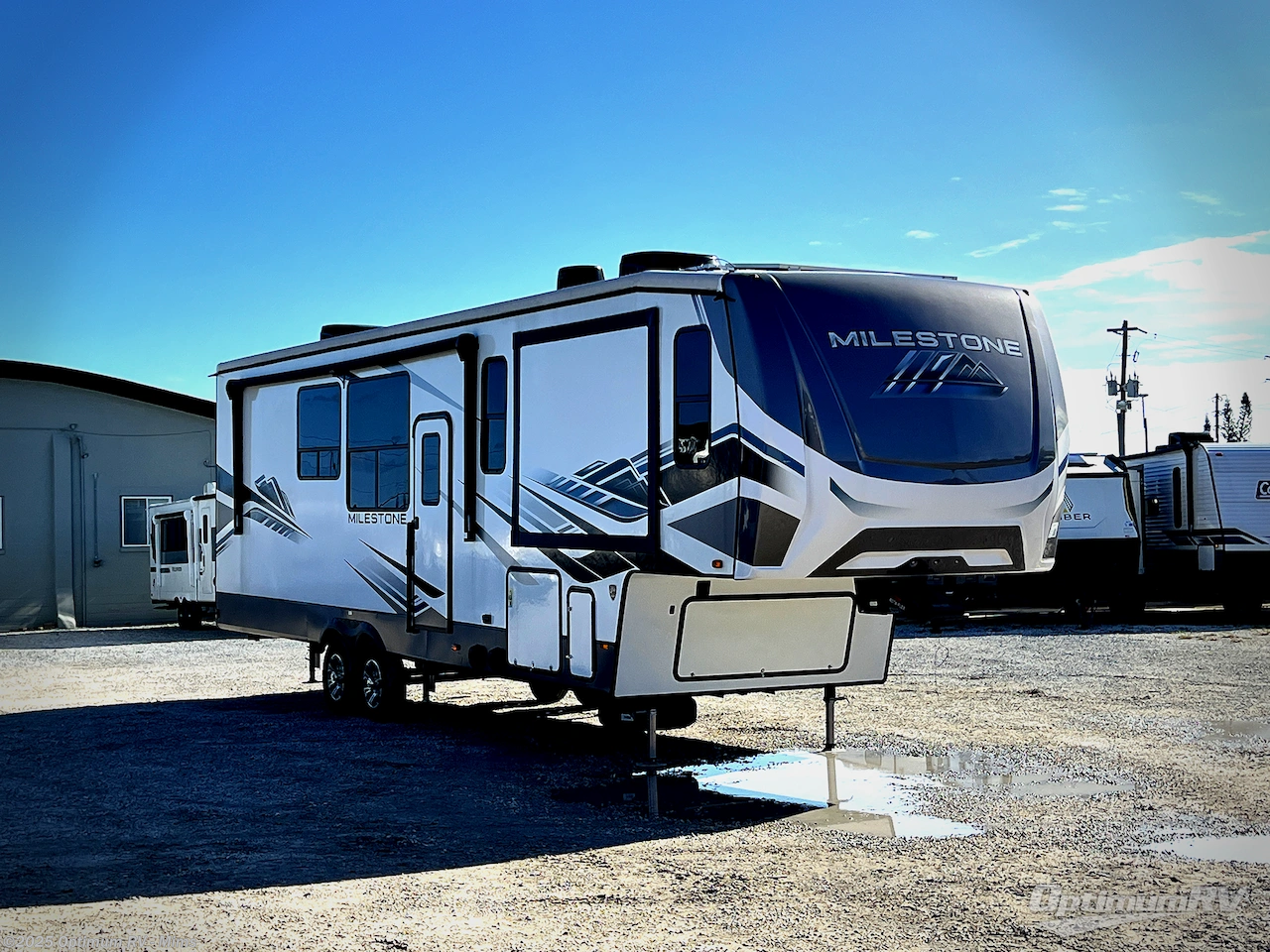 Used 2023 Heartland Milestone 321FL available in Mims, Florida