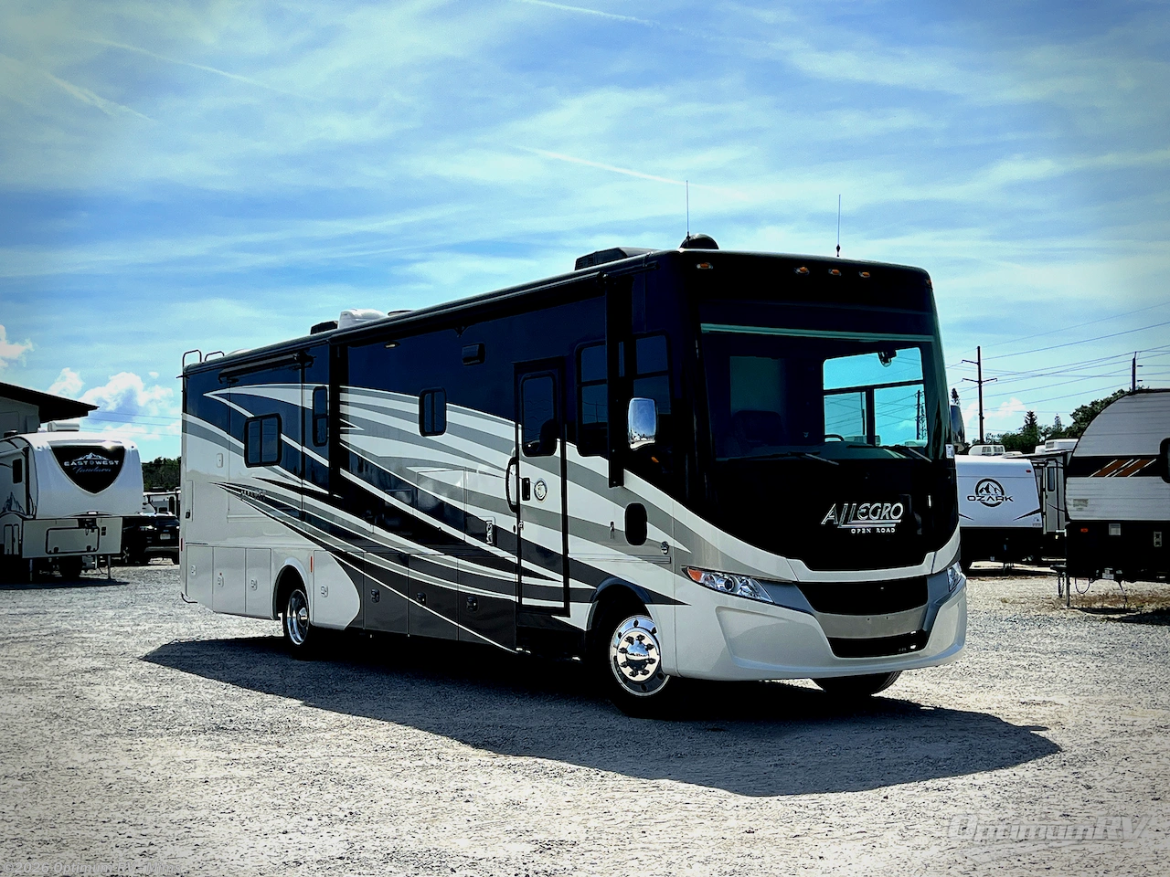 Used 2017 Tiffin Allegro 36 UA available in Mims, Florida