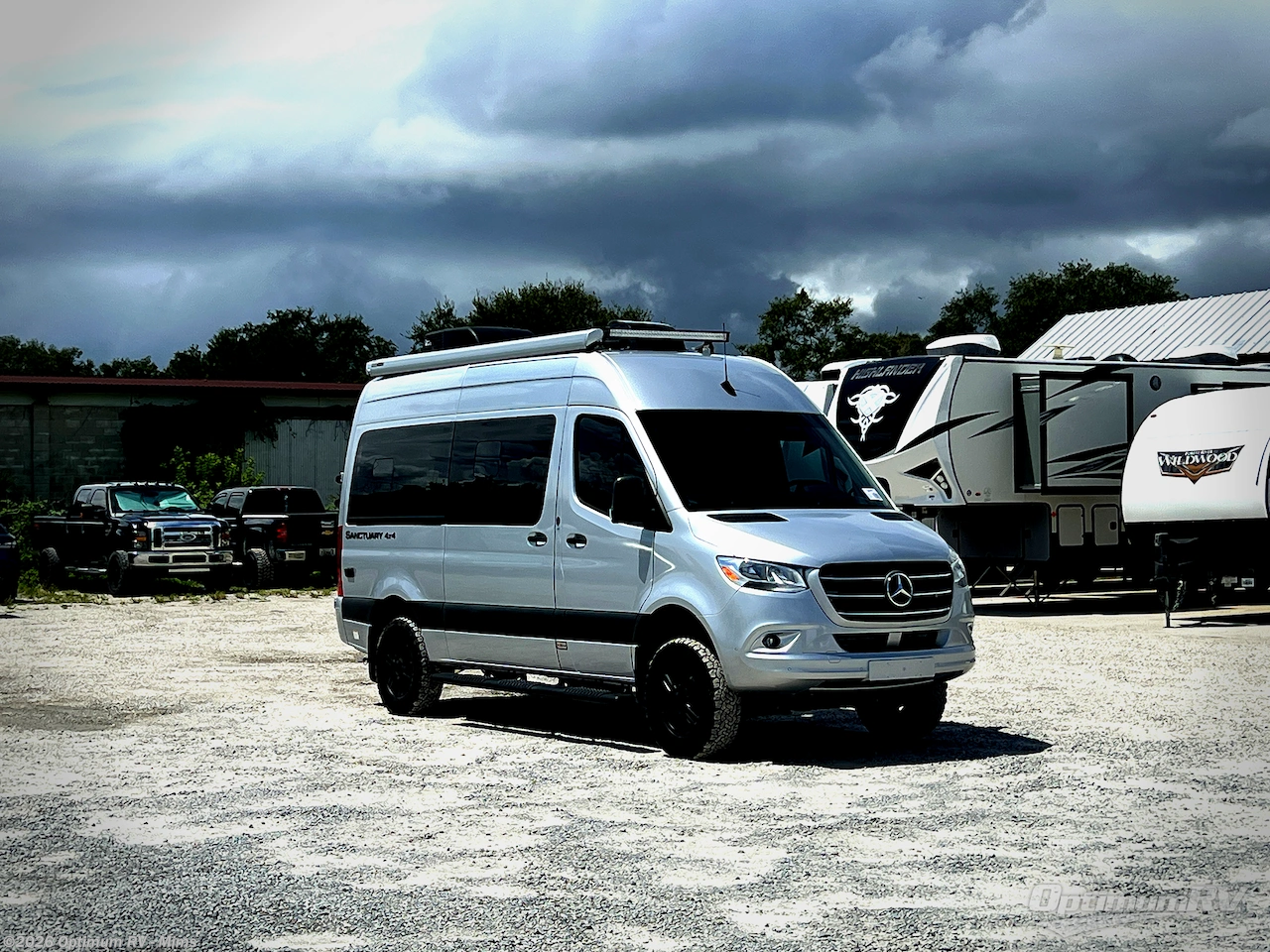 Used 2023  Thor  Sanctuary 19P by Thor from Optimum RV - Mims in Mims, FL