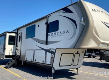Used 2019 Keystone Montana 3854BR available in Waller, Texas